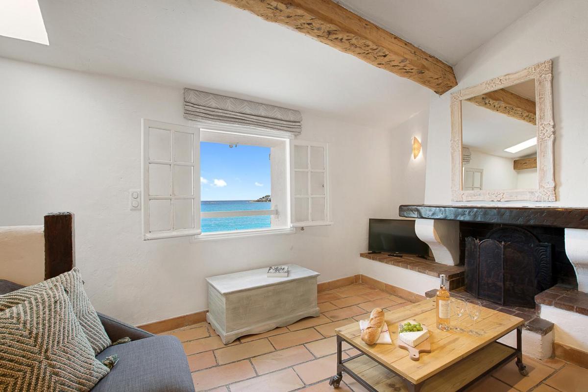 The Sea Apartment 2 - Sea View On The Ramparts Of Old Town Antibes Exterior foto